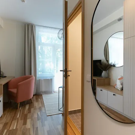 - Heermeyer Apartment *