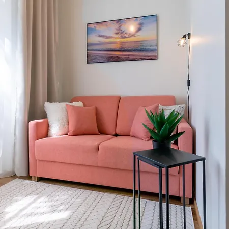 - Heermeyer Apartment *